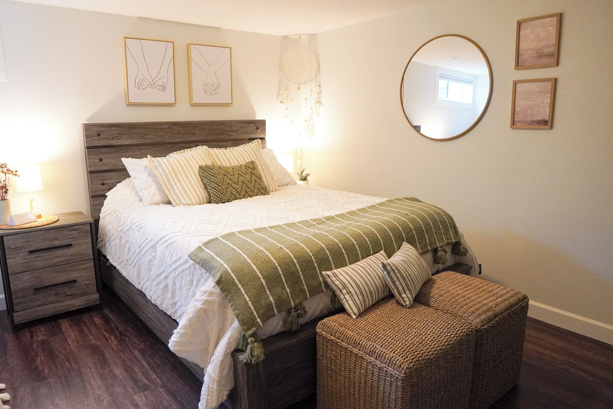 1 bedroom, iron/ironing board, bed sheets