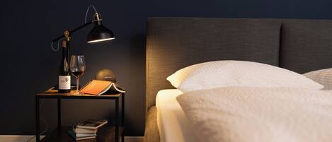 3 عدّة غرف نوم وواي فاي وملاءات أسرّة