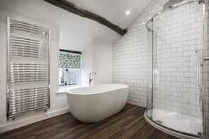 Bathroom - The Penthouse At Cartmel (Grange-over-Sands)
