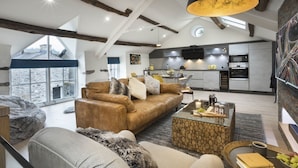 LCD TV - The Penthouse At Cartmel (Grange-over-Sands)