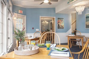 Smart TV de 32 pulgadas con canales por cable 