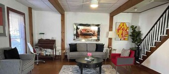 Modern Manor on Maple