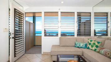 Bright, airy living space with modern island décor.