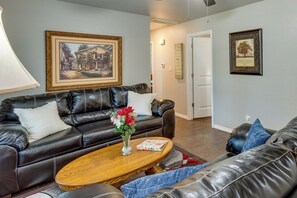 TV - Cozy Norman Home: 4 Mi to Oklahoma University! (Norman)
