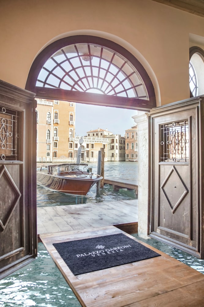 Palazzo Garzoni by null