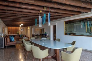 Canal Grande Apartment | Living area | Smart TV - PALAZZO GARZONI (Venice)