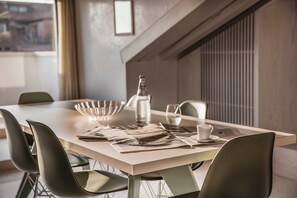 Departamento, 2 habitaciones (Terrazzetta) | Área de sala de estar | Smart TV 