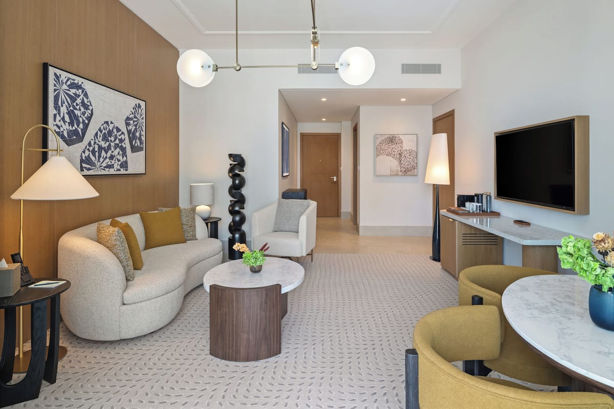 Suite (Lagoon) | Living area | 42-inch Smart TV with satellite channels, Netflix, pay films