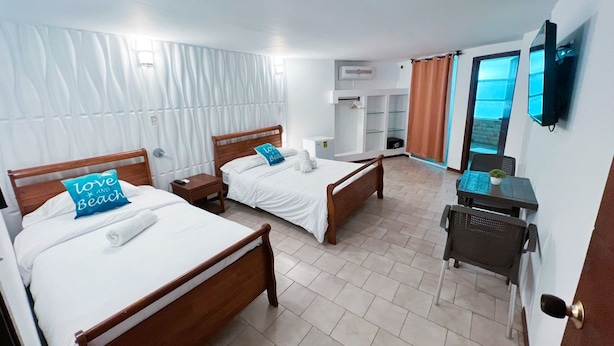Basic Room | 1 bedroom, bed sheets - Apartamentos In Di Morgans Cannon (San Andrés)