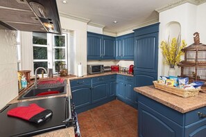 Private kitchen - 2 Bed - Bay Cottage (Torquay)