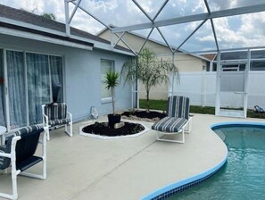 Beheizter Pool