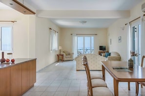 Villa (6 Bedrooms) | Interior - Villa Mihas (Kefalonia)