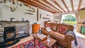 LCD TV - Cobbler's Cottage (Looe)
