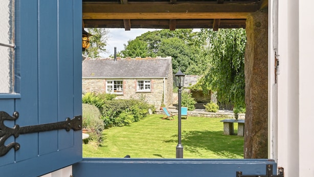 View from property - Cobbler's Cottage (Looe)