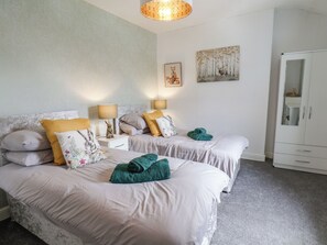 3 室のベッドルーム、客室ごとに異なる装飾、客室ごとに異なるインテリア、WiFi (無料)