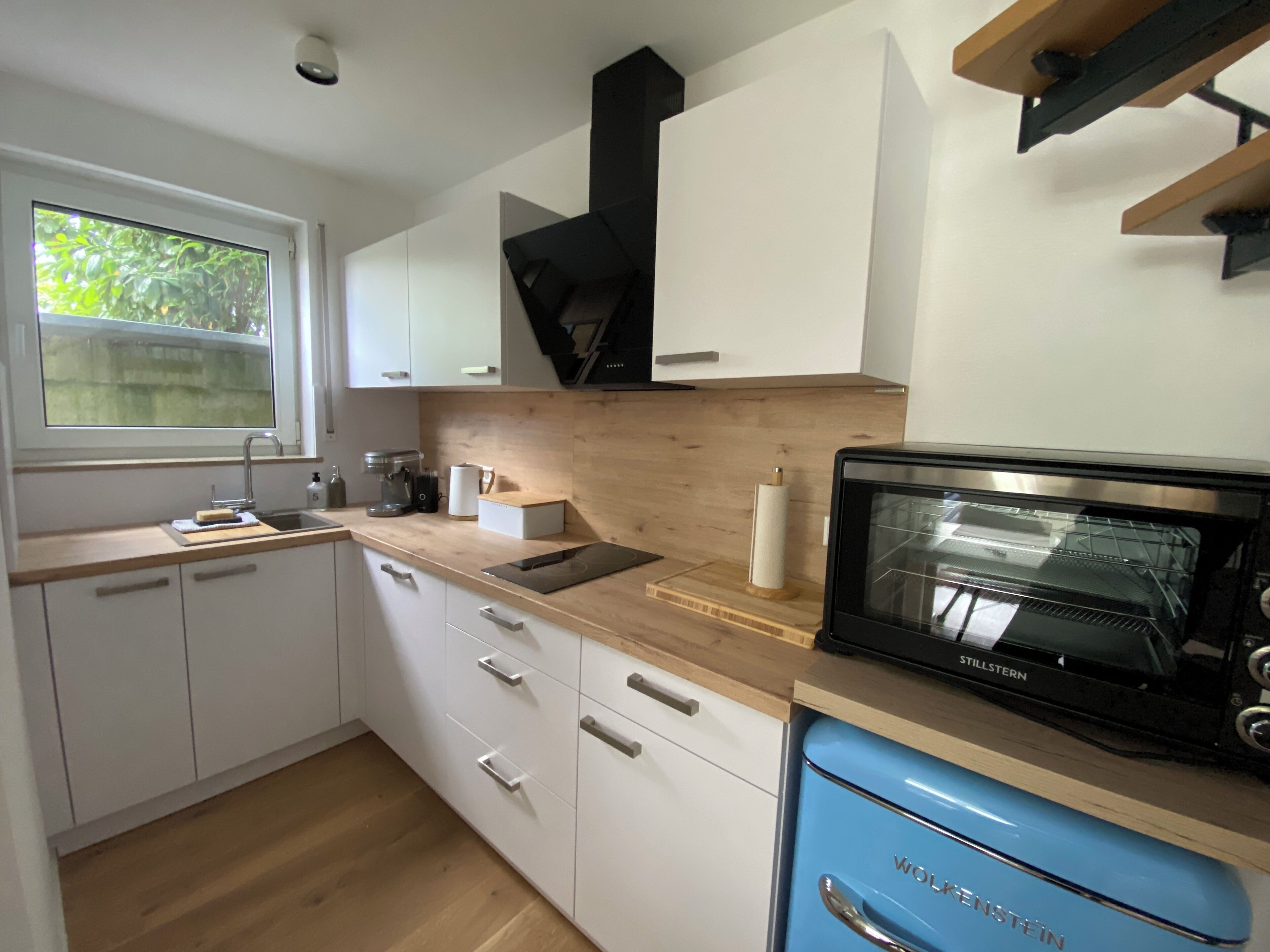 Kühlschrank, Ofen, Herdplatte, Geschirrspüler