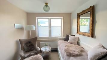 2 Schlafzimmer, Bügeleisen/Bügelbrett, Reisekinderbett, kostenloses WLAN