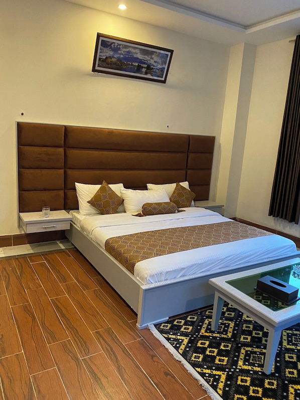 Habitación Deluxe doble | Sistema de insonorización y wifi gratis