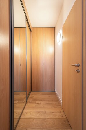 Interior - Zattera Deluxe Apartment - Free Garage, toiletry, balkony (Budapest)