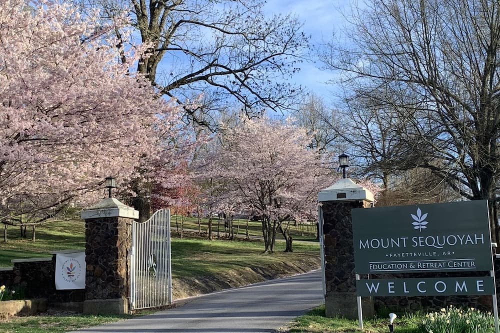Mount Sequoyah Center