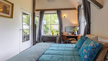 1 Schlafzimmer, Schreibtisch, Reisekinderbett, kostenloses WLAN