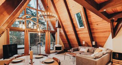 NEW ! Majestic A-Frame on 5 acres!