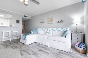 Smart TV - Ocean Watch Oasis Monthly Beach Front Retreat (Ormond Beach)