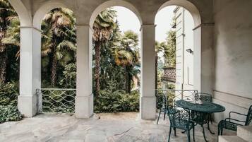 Ristorazione all'aperto