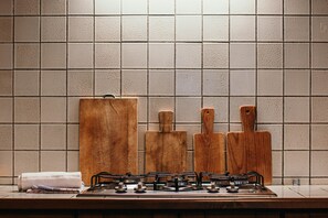 Fridge, cookware/dishes/utensils - Library Apartment - Villa Candela (Stresa)