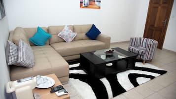 Habitación básica doble | Zona de estar