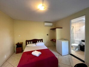 Economy Double Room | Laptop workspace, free WiFi - Penedo (Itatiaia)