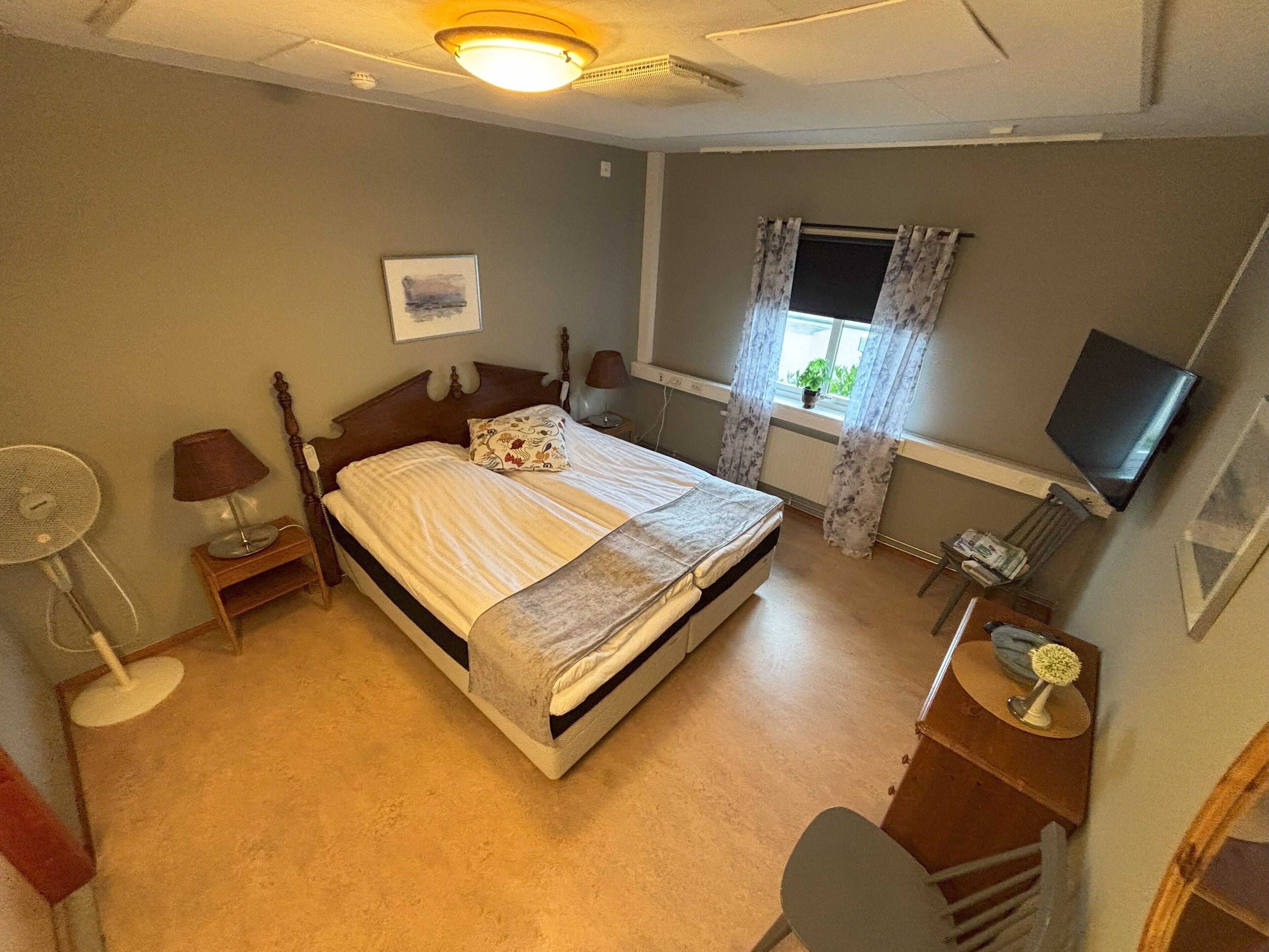 Standard Room | Individually decorated, individually furnished, desk, blackout drapes