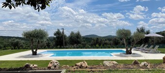 Villa D´oliva - Charmosa Villa de Campo