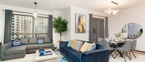 Smart TV, video games