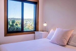 2 bedrooms, iron/ironing board, free WiFi, bed sheets - Blue Waves - Freycinet (Glamorgan-Spring Bay)