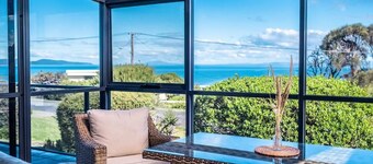 Blue Waves - Freycinet