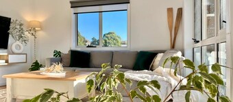 Viola - A coastal holiday retreat!