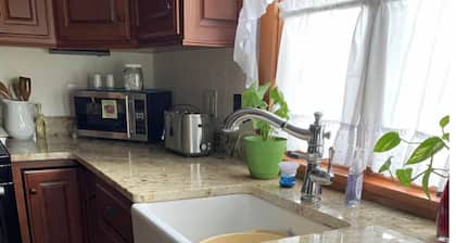 Apt # 2 Charming Historic Private 1 Bedroom.