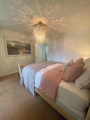 3 chambres, bureau, Wi-Fi, draps fournis