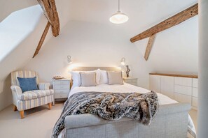 2 chambres, fer et planche à repasser, Wi-Fi, literie fournie