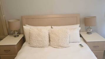 3 Schlafzimmer, Bügeleisen/Bügelbrett, WLAN, Bettwäsche