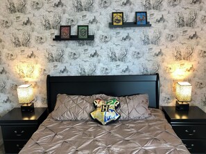 3 bedrooms, iron/ironing board, WiFi, bed sheets - Cozy lake house only 20min away from where dreams come true (Kissimmee)