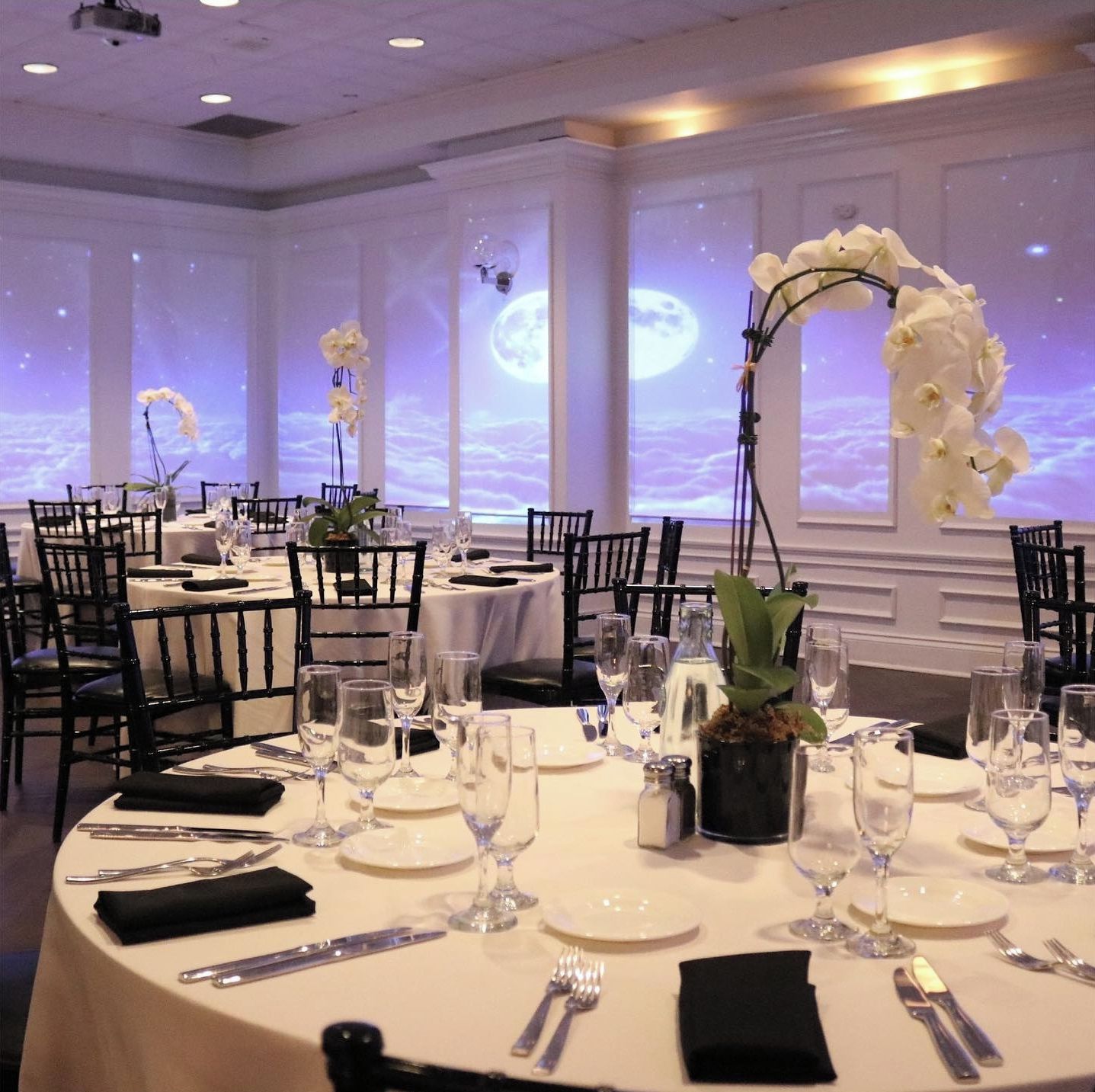 Banquet hall