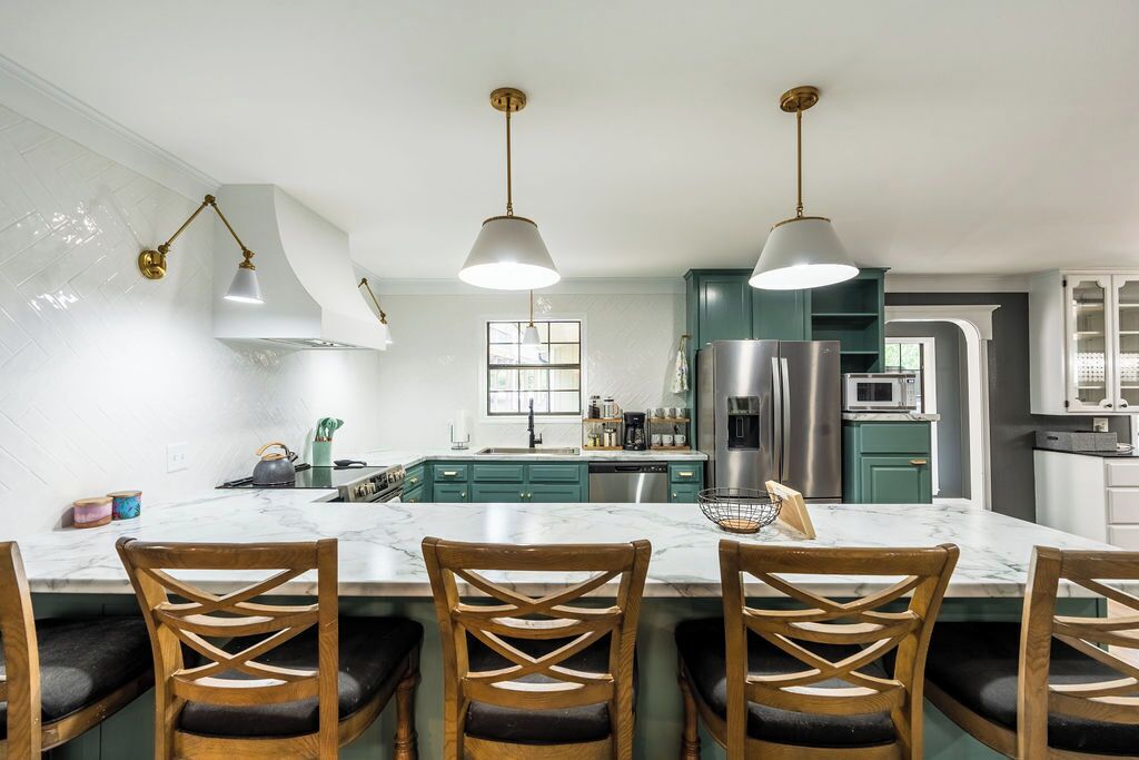 Frigorífic, microones, forn i placa de cuina 