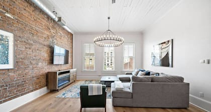 Spacious Loft Near The Strand, Port & Beach