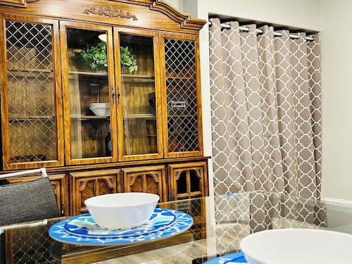 Beautiful 2-Bedrooms Guesthouse Nearby Down Town San Jose
