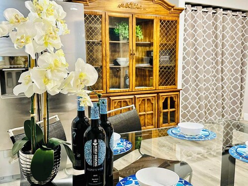 Beautiful 2-Bedrooms Guesthouse Nearby Down Town San Jose
