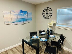 Dining - Beautiful 2-Bedrooms Guesthouse Nearby Down Town San Jose
 (San Jose)