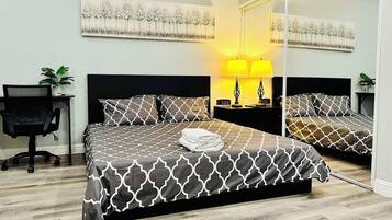 2 dormitorios, tabla de planchar con plancha, wifi y ropa de cama