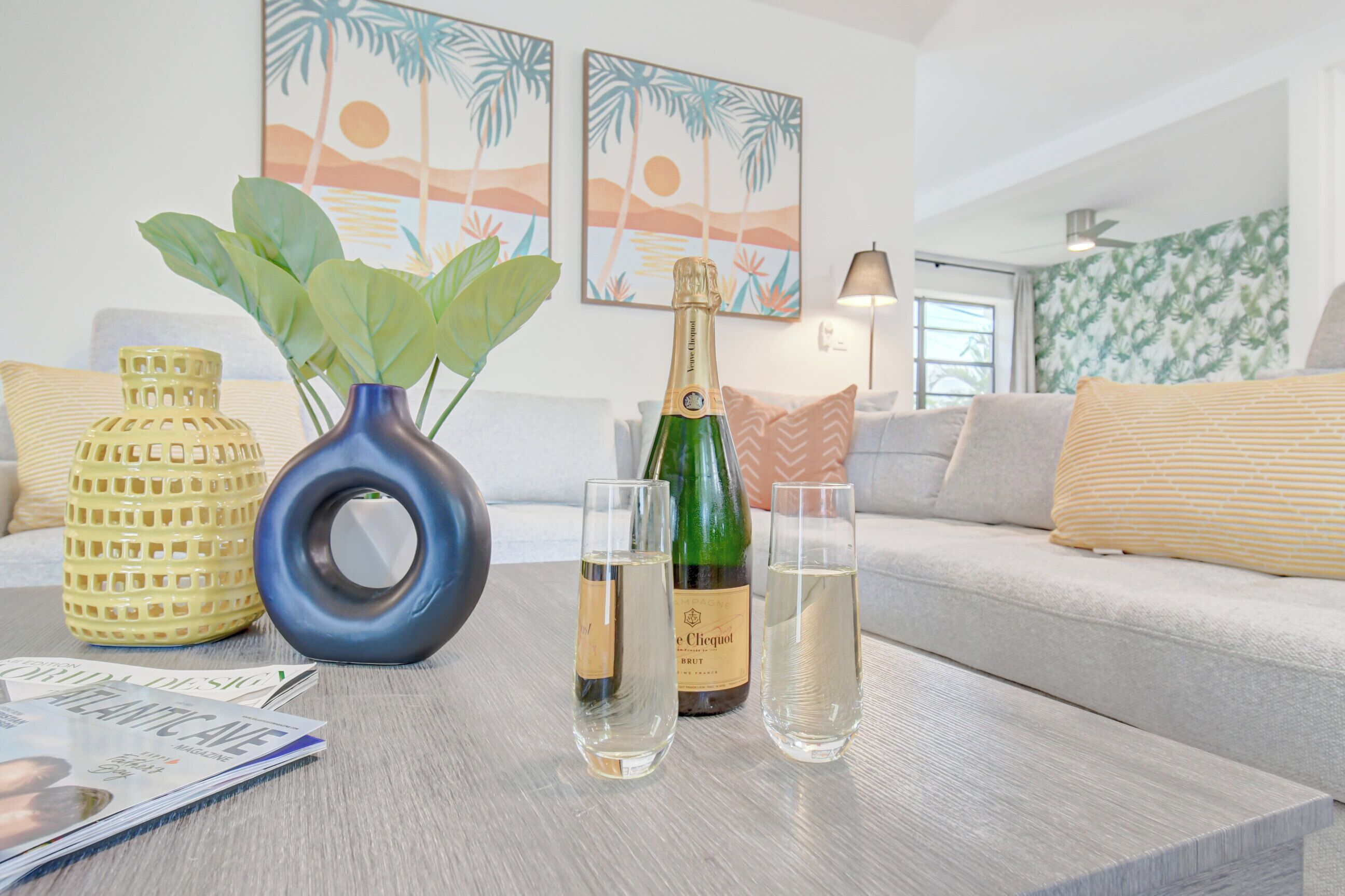 230 | Heated Pool | Hot Tub | Screen Porch | Freebee Cart Zone |By Delraynightly - Delray Beach, FL